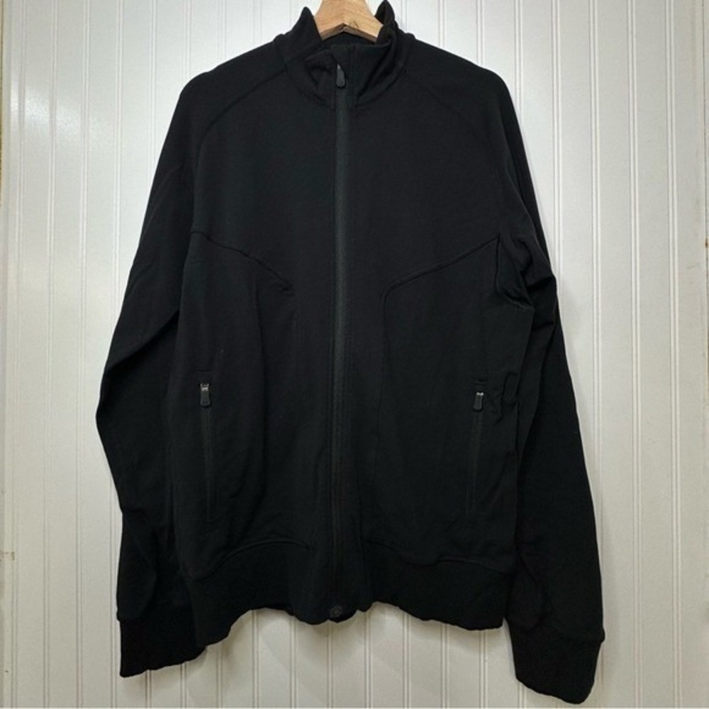Lululemon Men's Black Full Zip Jacket w/Zippered Pockets Vented Armpits Size L